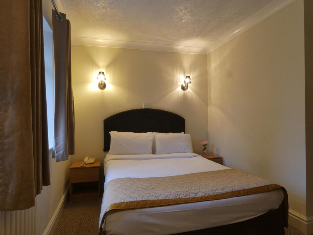 Brook Marston Farm Hotel Sutton Coldfield Buitenkant foto